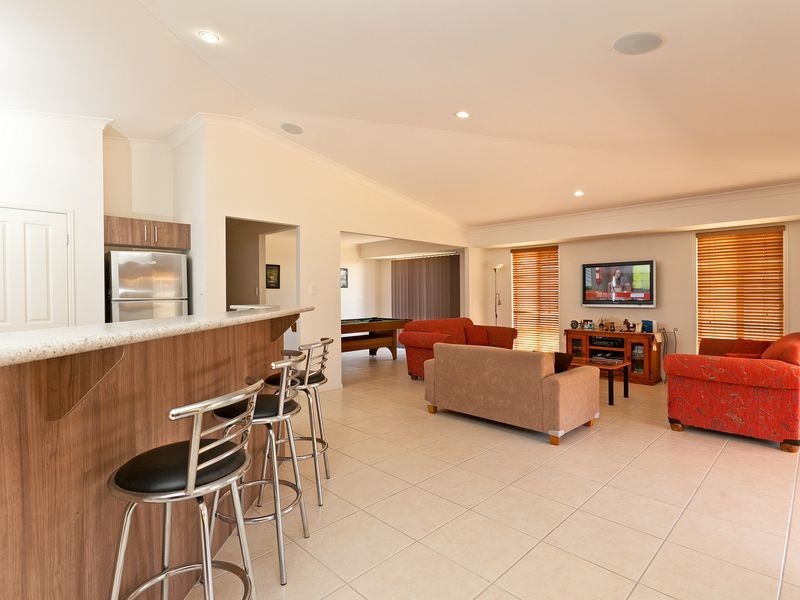 37 Creekwood Street, Victoria Point QLD 4165