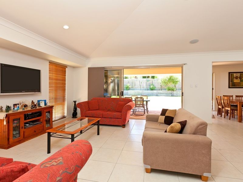 37 Creekwood Street, Victoria Point QLD 4165