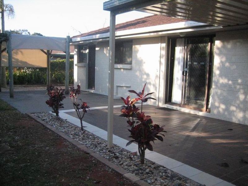 4 Peel Court, Cleveland QLD 4163