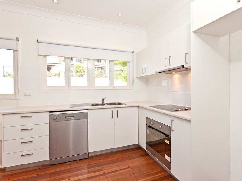 1 Dart Street, Redland Bay QLD 4165