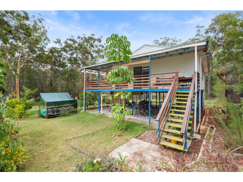 17 Cynthia Crescent, Russell Island QLD 4184