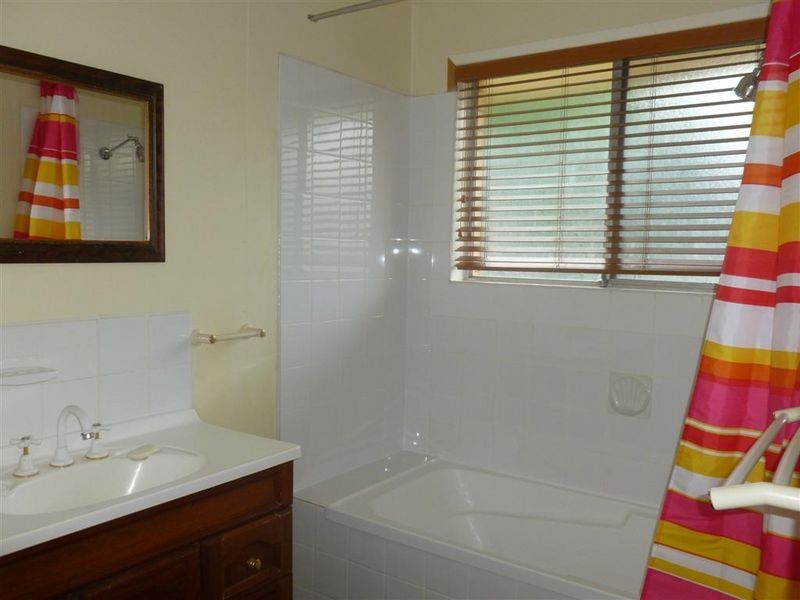 36 Russell Street, Cleveland QLD 4163