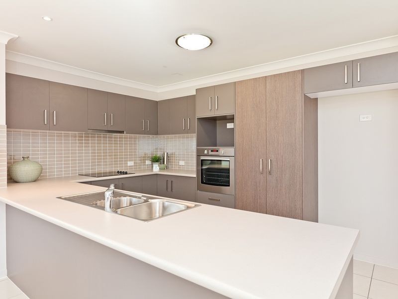 16b Long Street, Cleveland QLD 4163