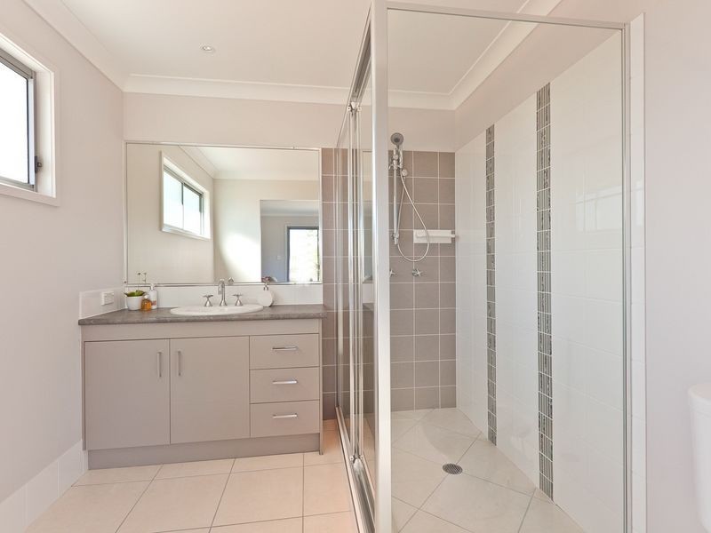16b Long Street, Cleveland QLD 4163