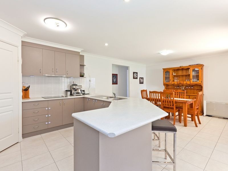 48 Barramul Place, Thornlands QLD 4164