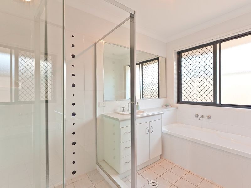 48 Barramul Place, Thornlands QLD 4164