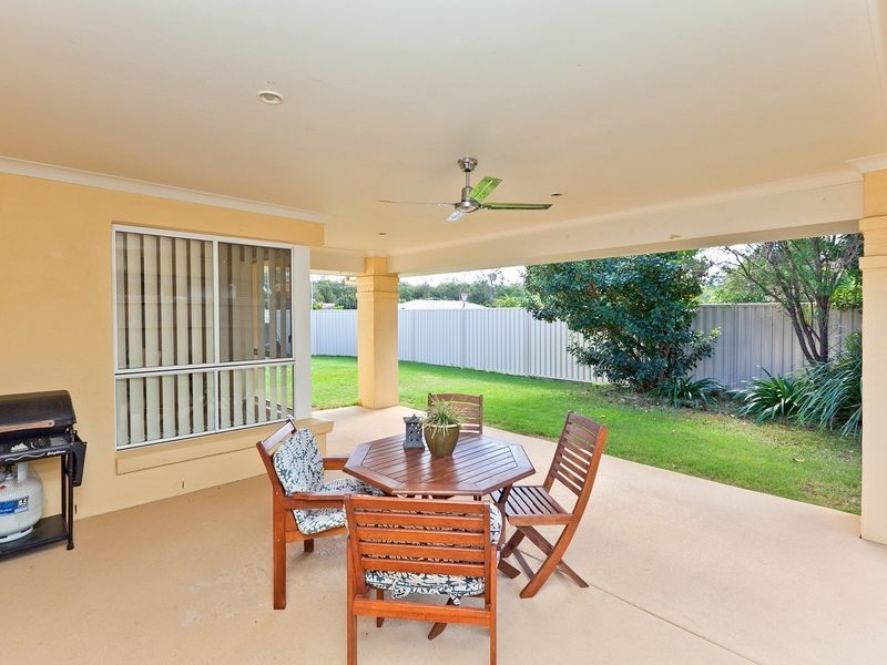 2 Manning Esplanade, Thornlands QLD 4164