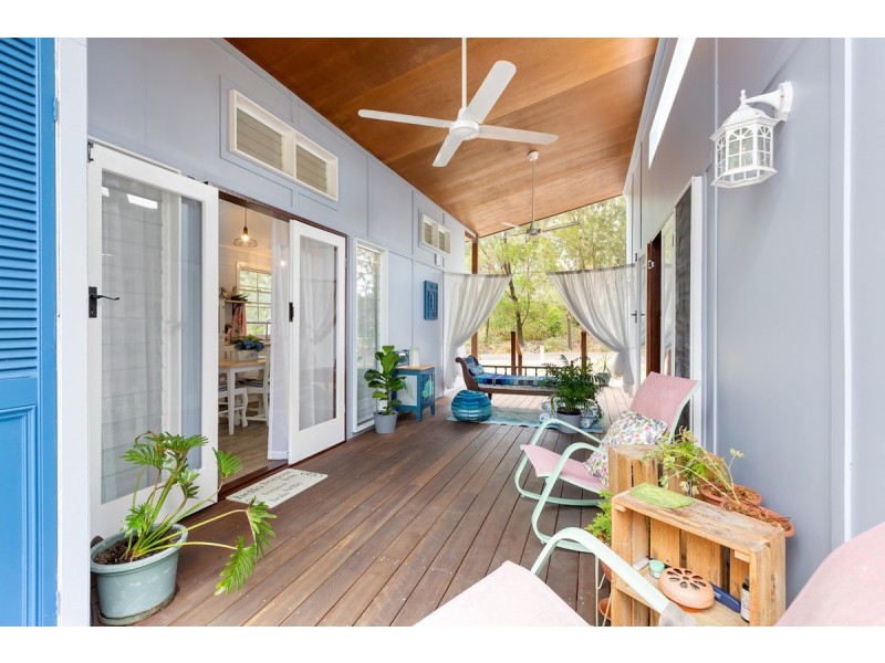 35 Cowderoy Drive, Russell Island QLD 4184