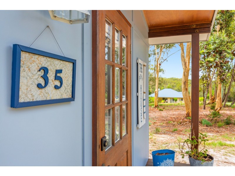 35 Cowderoy Drive, Russell Island QLD 4184