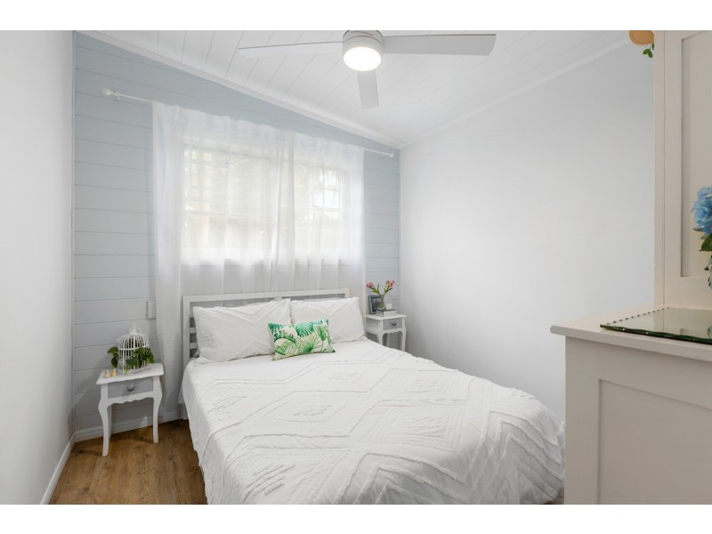 35 Cowderoy Drive, Russell Island QLD 4184