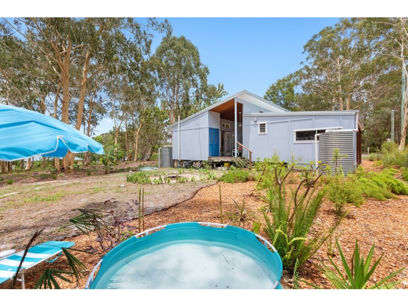 35 Cowderoy Drive, Russell Island QLD 4184