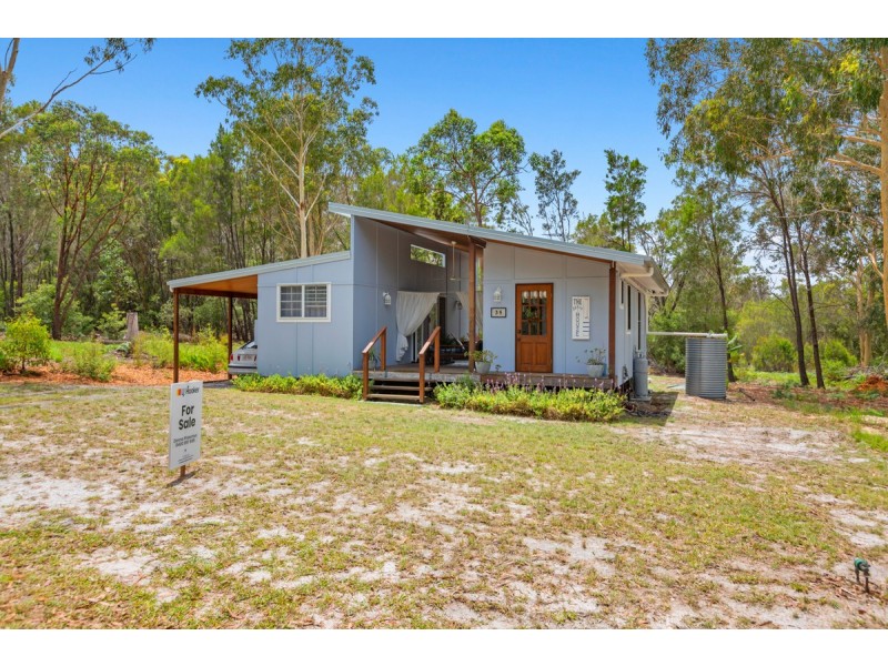 35 Cowderoy Drive, Russell Island QLD 4184
