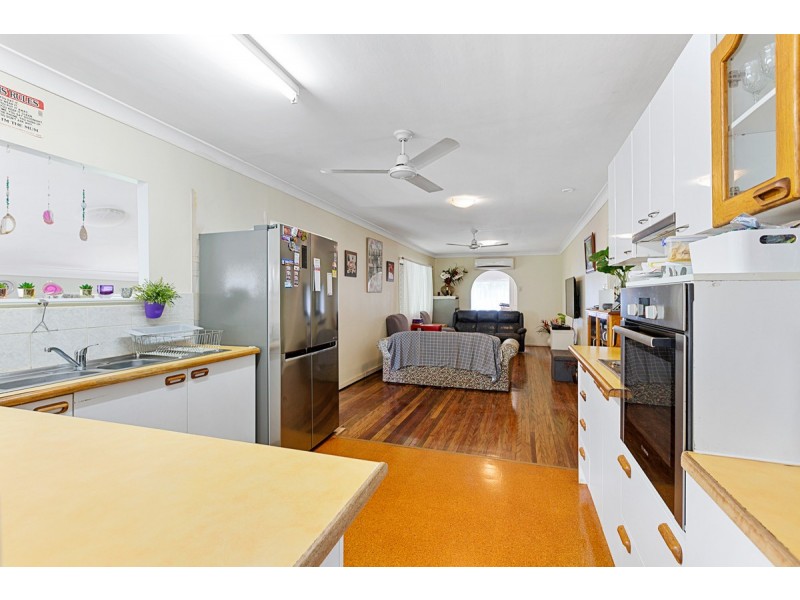 15-17 Jiwali Street, Russell Island QLD 4184