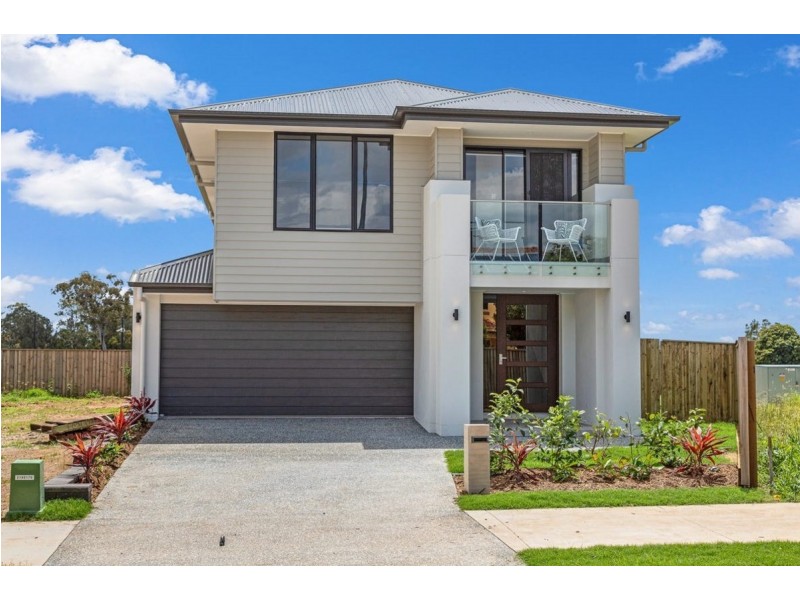 5 Moores Road, Redland Bay QLD 4165