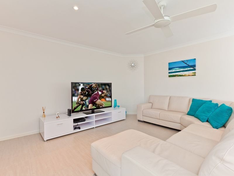 9 Daly Place, Redland Bay QLD 4165