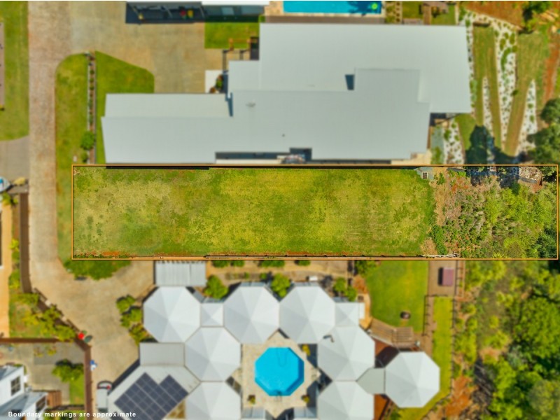 26 Wilson Esplanade, Redland Bay QLD 4165