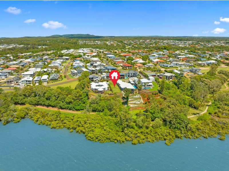26 Wilson Esplanade, Redland Bay QLD 4165