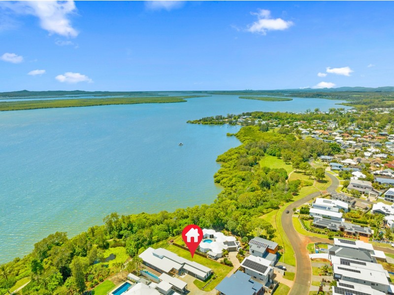 26 Wilson Esplanade, Redland Bay QLD 4165