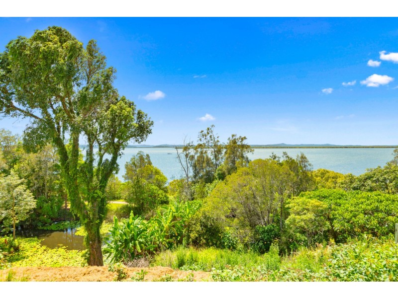 26 Wilson Esplanade, Redland Bay QLD 4165