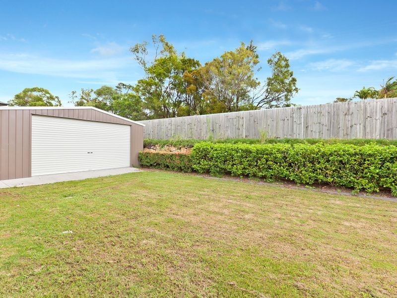 25 Aqua Crescent, Redland Bay QLD 4165