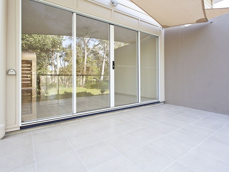 12 Valley Road, Wellington Point QLD 4160