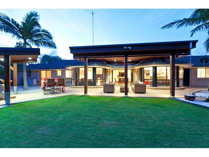 12 Grevillea Street, Redland Bay QLD 4165