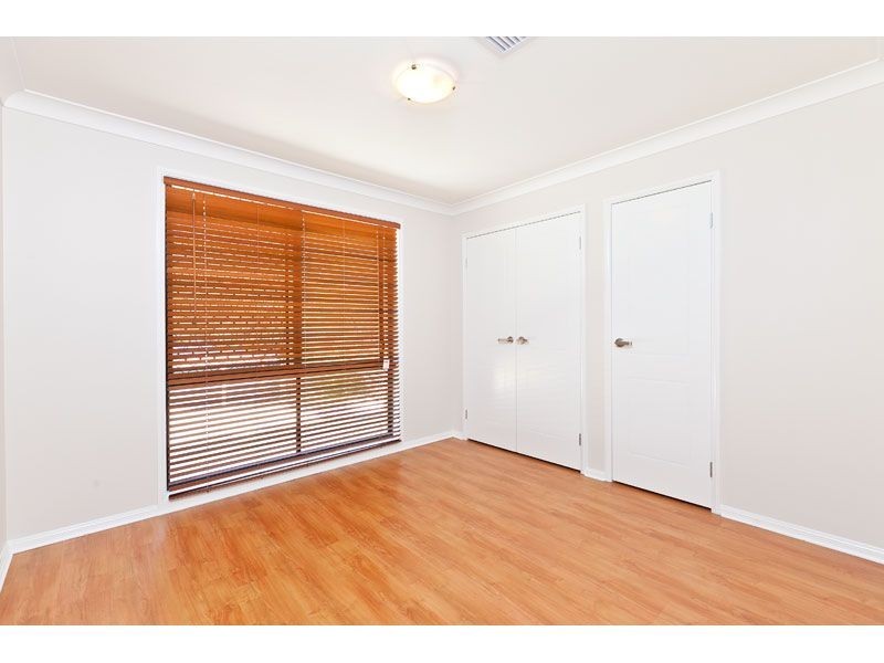 12 Grevillea Street, Redland Bay QLD 4165