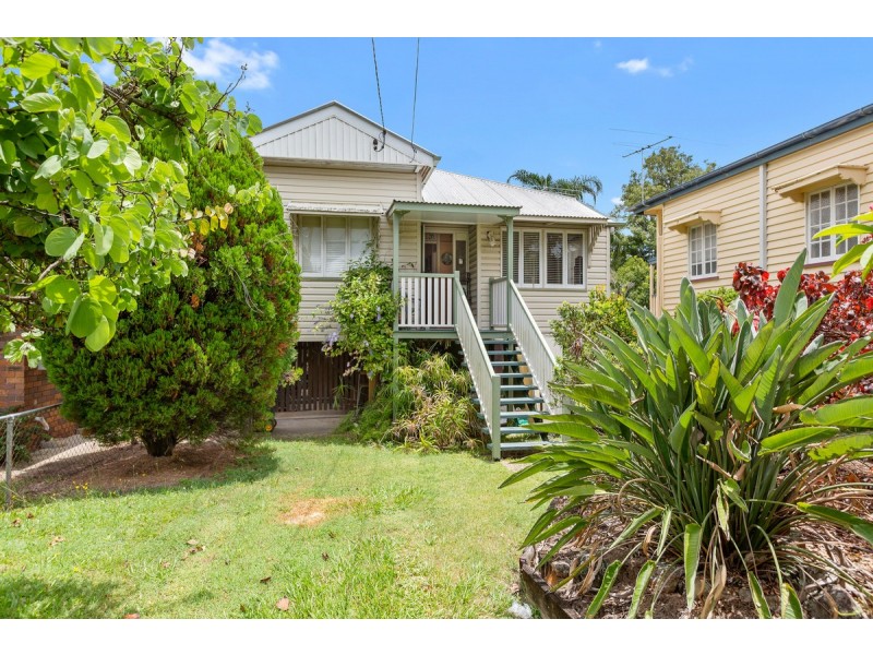 15 Marsh Street, Cannon Hill QLD 4170