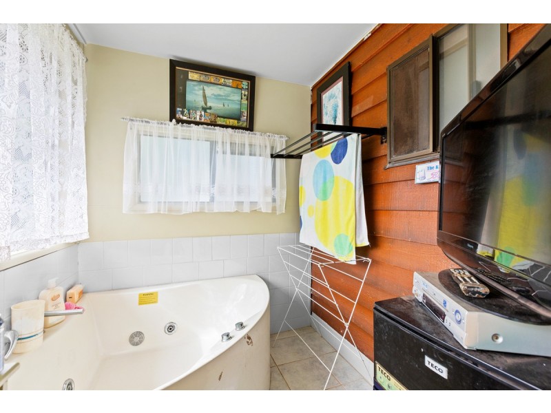 58-60 Kings Road, Russell Island QLD 4184