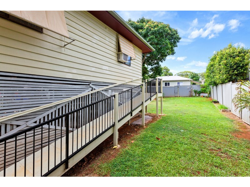 58-60 Kings Road, Russell Island QLD 4184