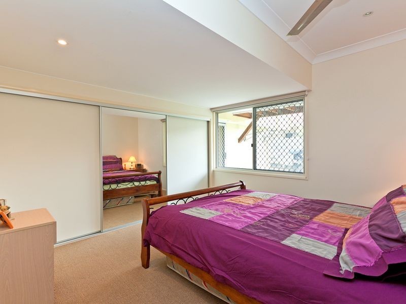 15 Thompson Street, Victoria Point QLD 4165