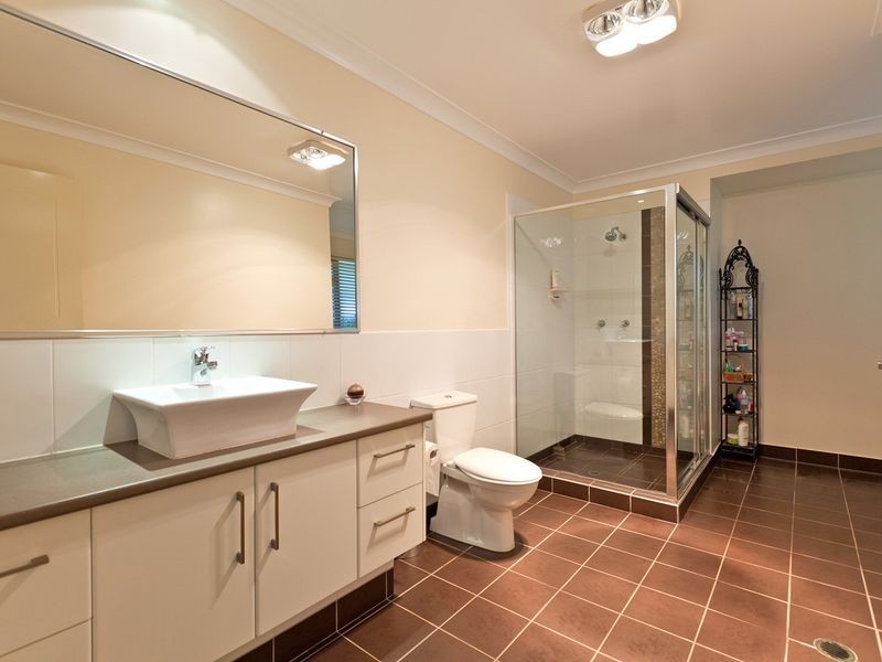 15 Thompson Street, Victoria Point QLD 4165