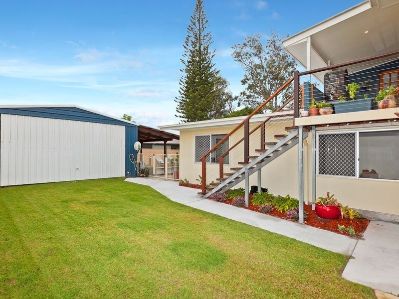 15 Thompson Street, Victoria Point QLD 4165