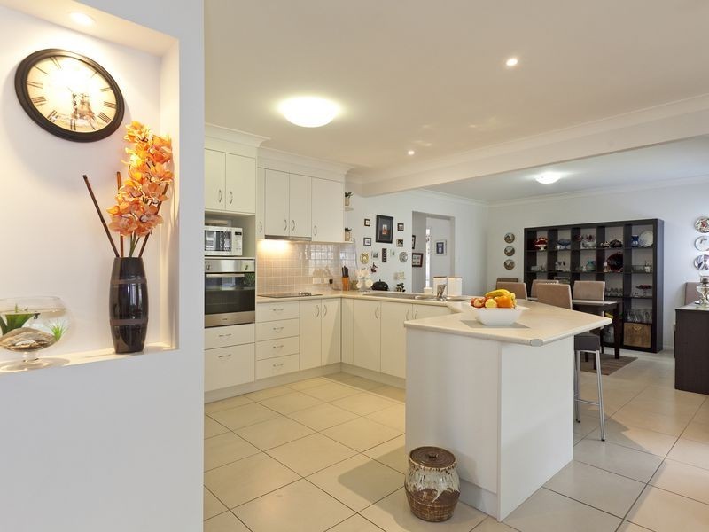 42 Barramul Place, Thornlands QLD 4164