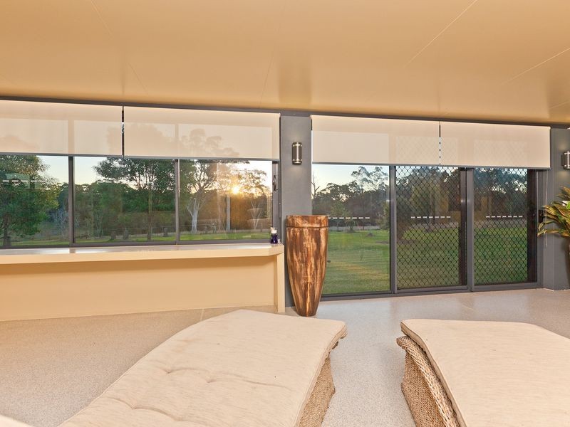 317 Woodlands Drive, Sheldon QLD 4157