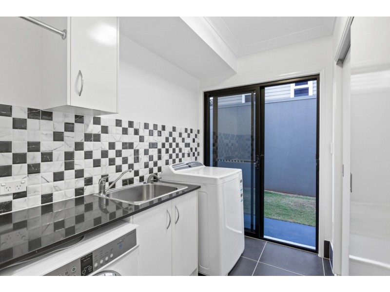 63 Waterville Drive, Thornlands QLD 4164