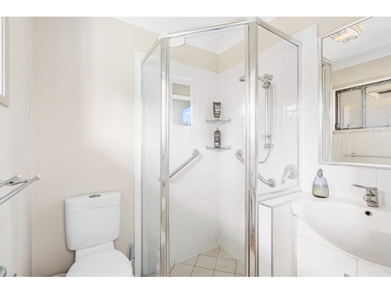 107 Cane Street, Redland Bay QLD 4165