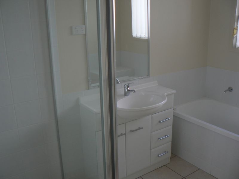 12 Roy Street, Thorneside QLD 4158