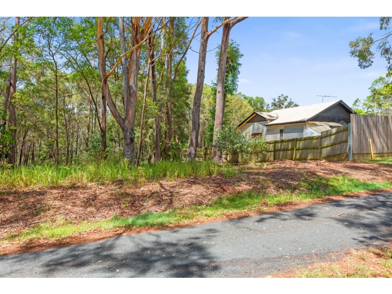 36 Little Cove Road, Russell Island QLD 4184
