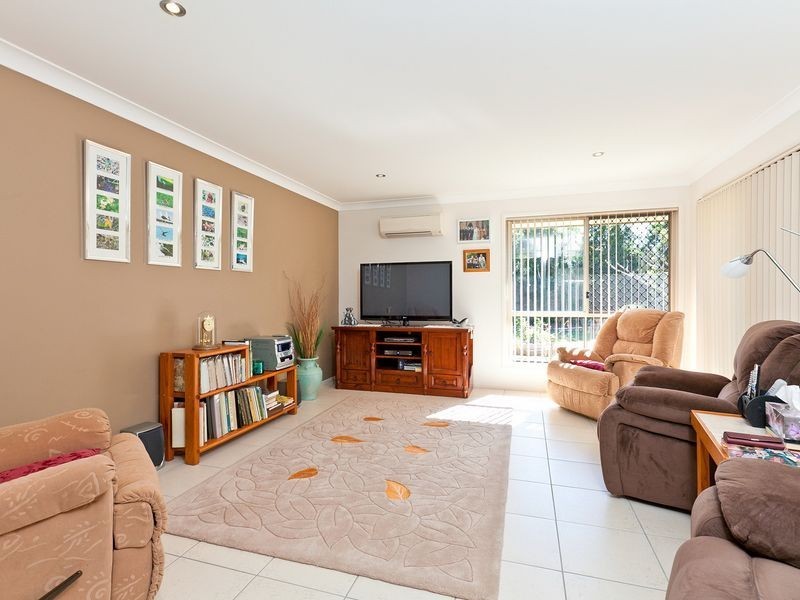 8 Trisha Close, Victoria Point QLD 4165