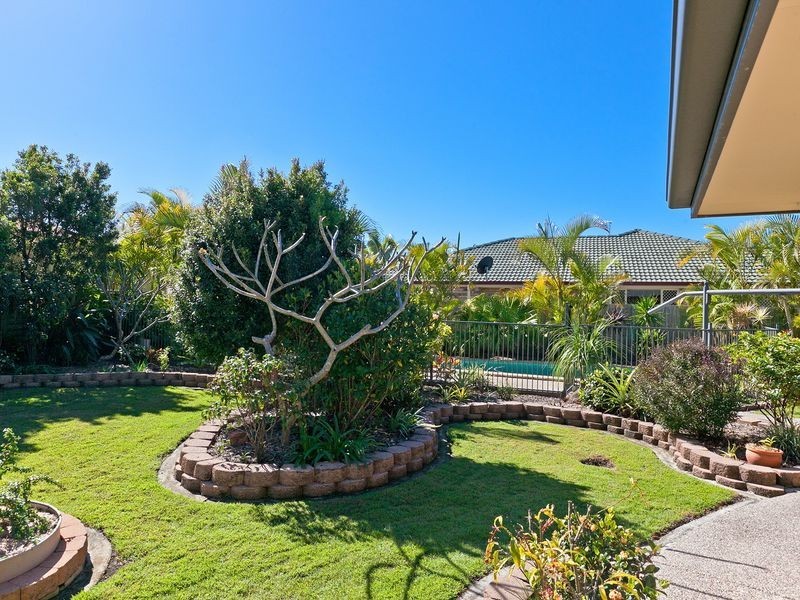 8 Trisha Close, Victoria Point QLD 4165