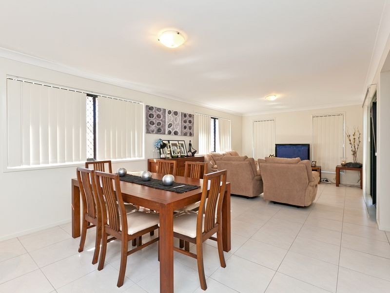 41 Emperor Drive, Redland Bay QLD 4165