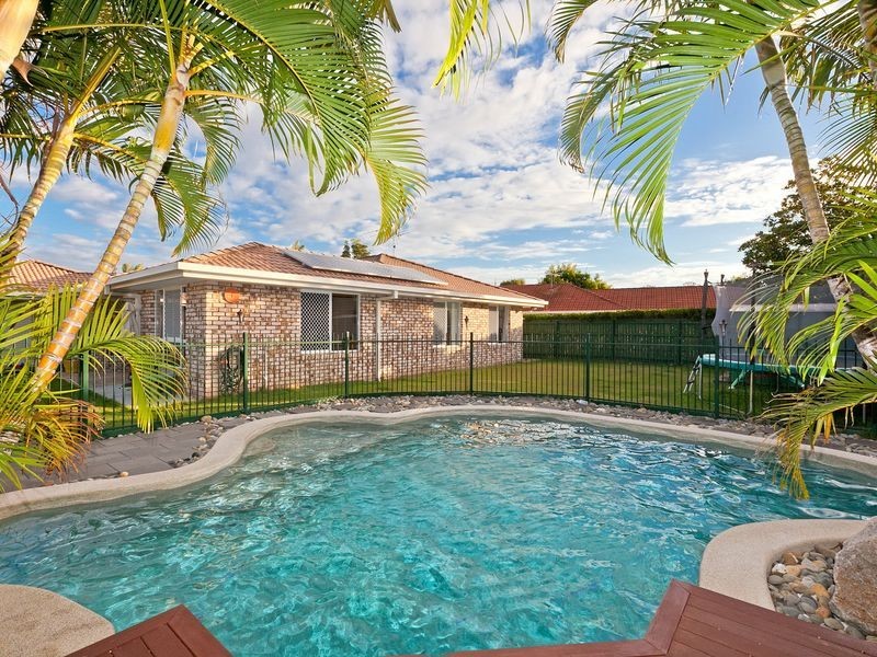 7 Chesterfield Crescent, Wellington Point QLD 4160
