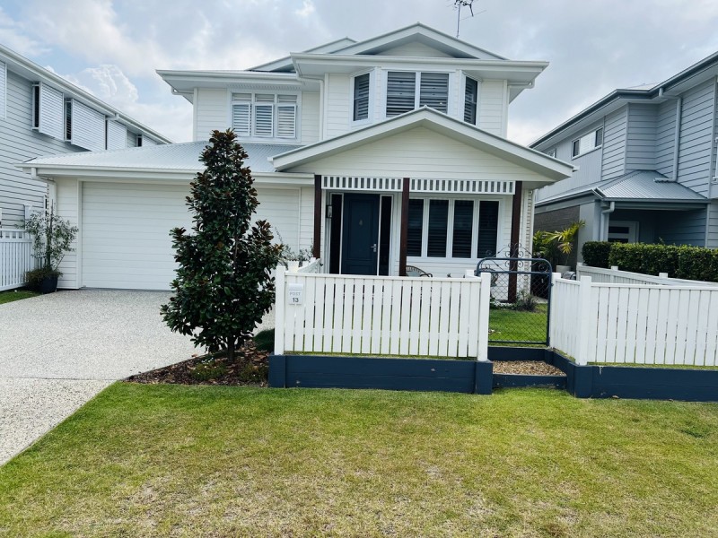 13 Simon Street, Victoria Point QLD 4165