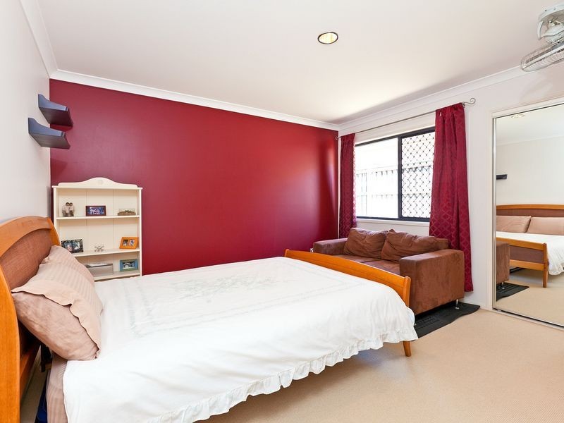 7 Plantation Place, Wellington Point QLD 4160