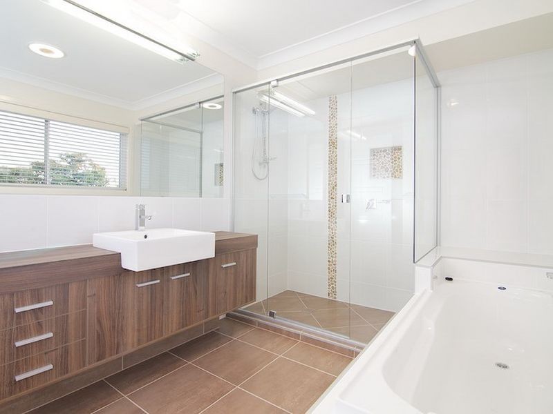 25 Ronnie Street, Cleveland QLD 4163