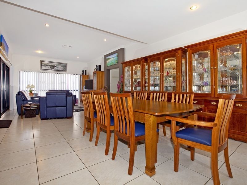 25 Douro Road, Wellington Point QLD 4160