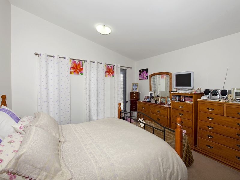 25 Douro Road, Wellington Point QLD 4160