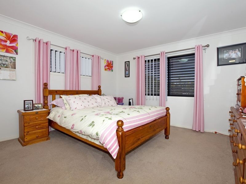 25 Douro Road, Wellington Point QLD 4160