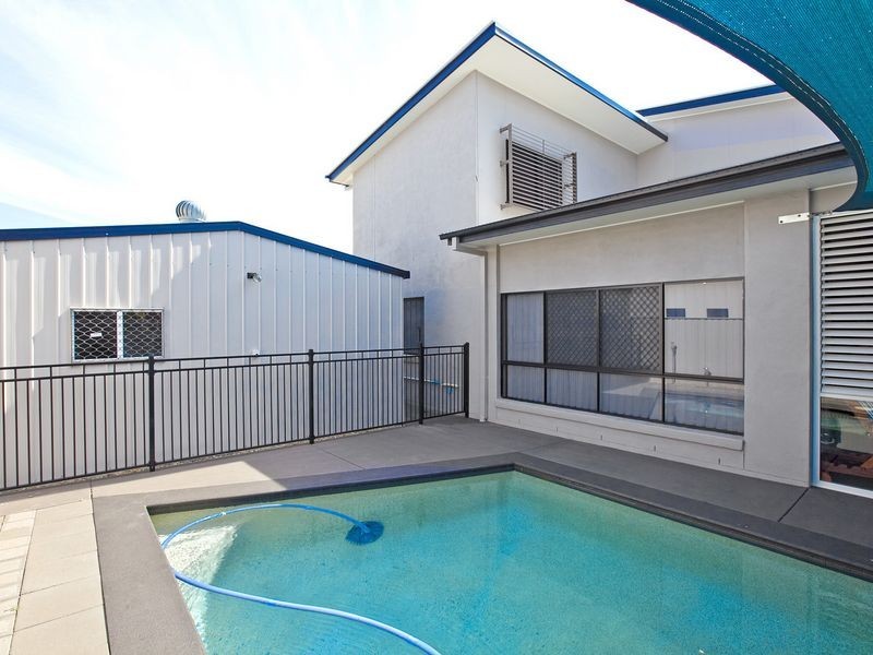25 Douro Road, Wellington Point QLD 4160
